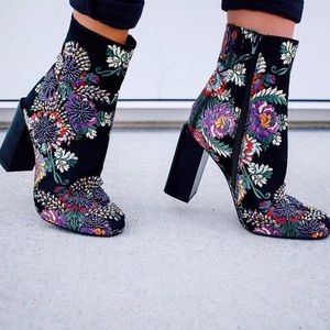 ISO JEFFREY CAMPBELL STRATFORD